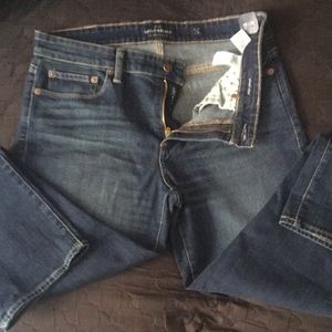 LAST CALL NWT Lucky jeans sweet crop size 31/12